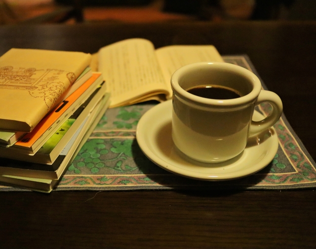 コーヒーと本